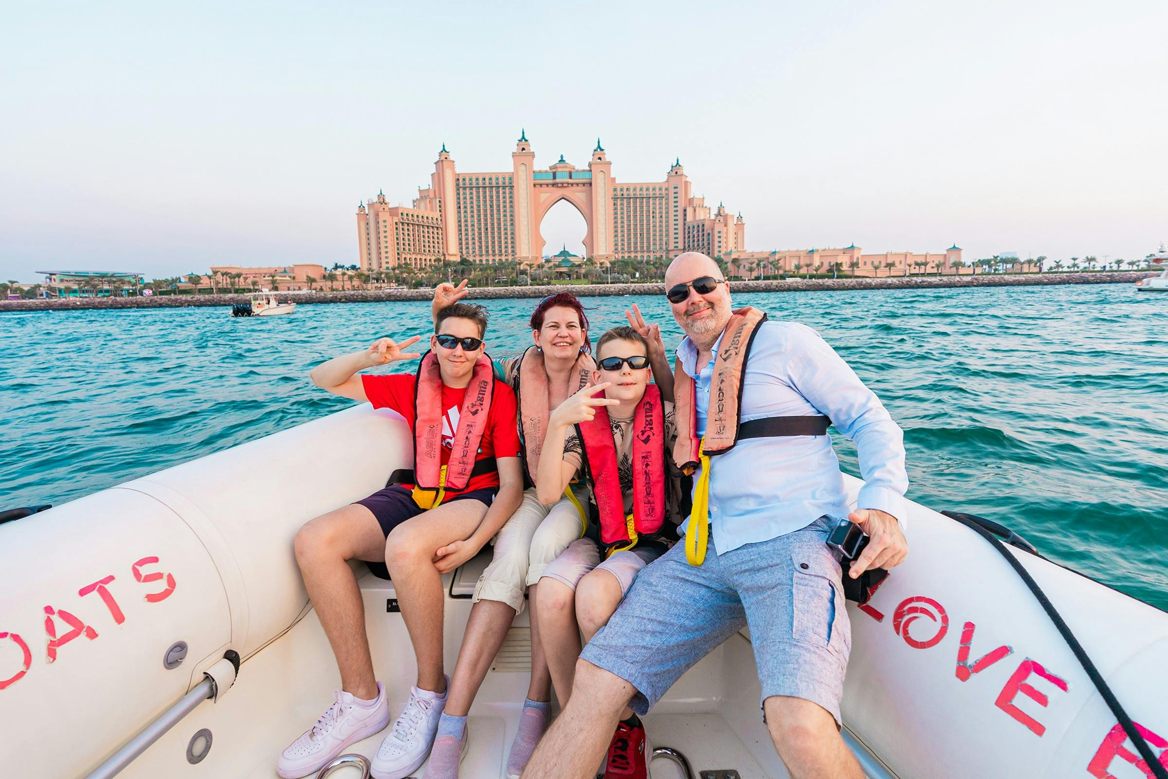 Love Boats: 75-Minute Speedboat Tour - Ain Dubai & Atlantis. - Photo 1 of 3